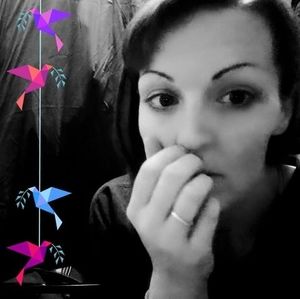 Meet your Posher, Crystal